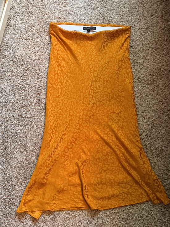 Banana Republic Dresses & Skirts - Banana Republic Gold/Orange Leopard-Print Midi Skirt